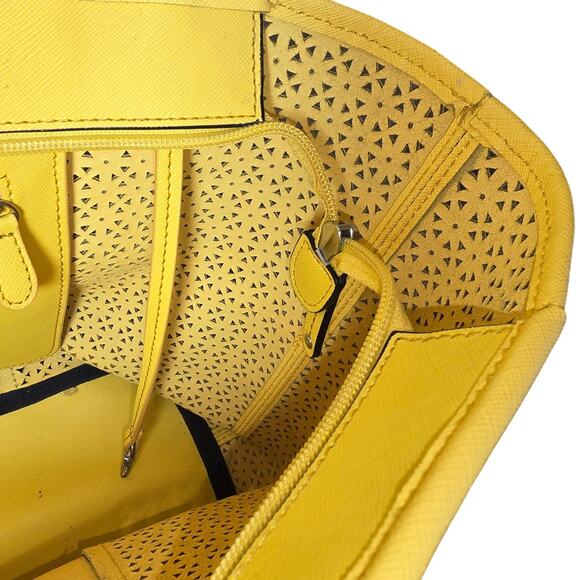 Yellow Leather Tignanello Purse Bag Tote Adjustable Staps, ID, and key Holder - Picture 6 of 8